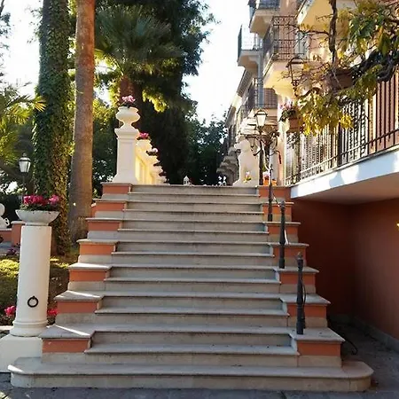Hotel Villa Paradiso Dell'Etna-2