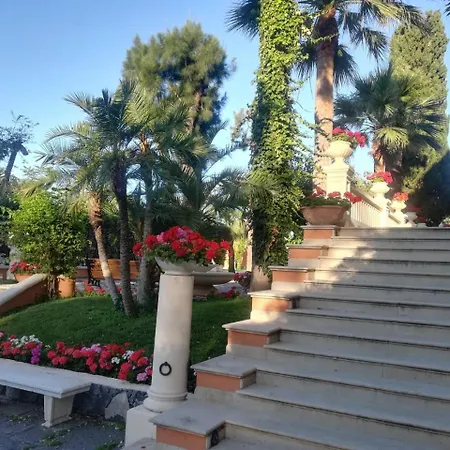 Hotel Villa Paradiso Dell'Etna-2